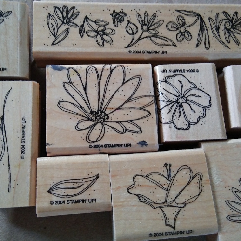 Wood mounted rubber stamp set